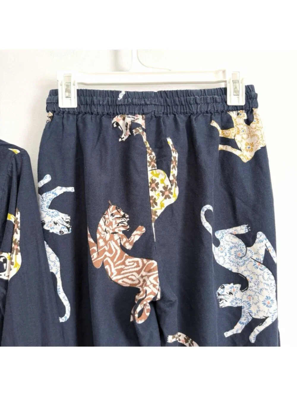 Anthropologie Navy Blue Leopard Print Flannel Pajama Set Shirt Pants Women’s XS
